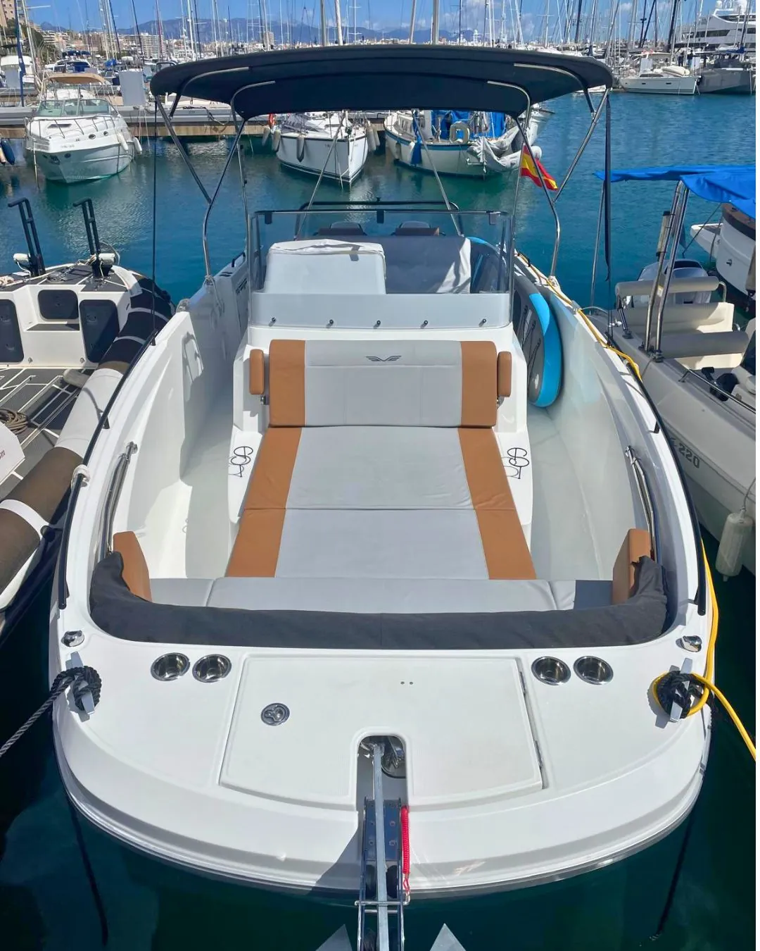 Holiboats' Beneteau Flyer 9 Spacedeck moored at Club de Mar in Palma